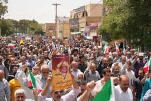 راهپیمایی و نمازجمعه اردکان (4)