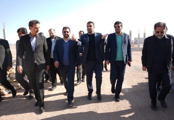 ✅ بازدید از سایت ۱۲۵ هکتاری طرح نهضت ملی مسکن اردکان (1)