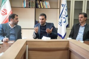 ✅ نشست تخصصی بررسی زیرساخت‌های مسکن و تکمیل راه‌های شهرستان در سفر معاون وزیر راه و شهرسازی (3)